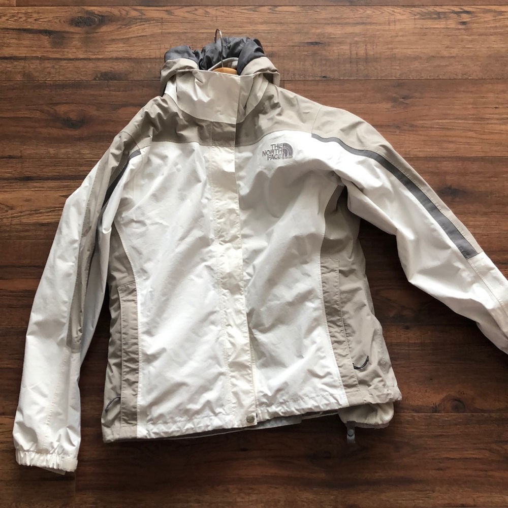 THE NORTH FACE